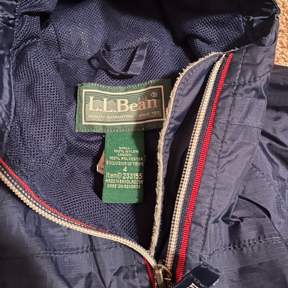 LL Bean discovery rain coat jacket great condition size 4T - Picture 3 of 4